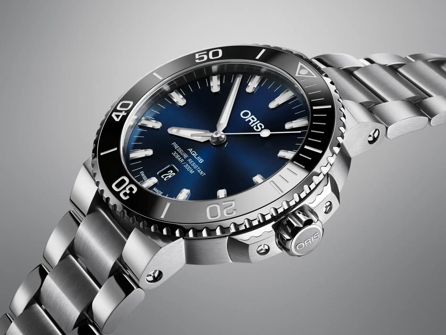 ORIS Aquis Date 43.5MM Diver Watch - 01 733 7730 4135-0782405PEB