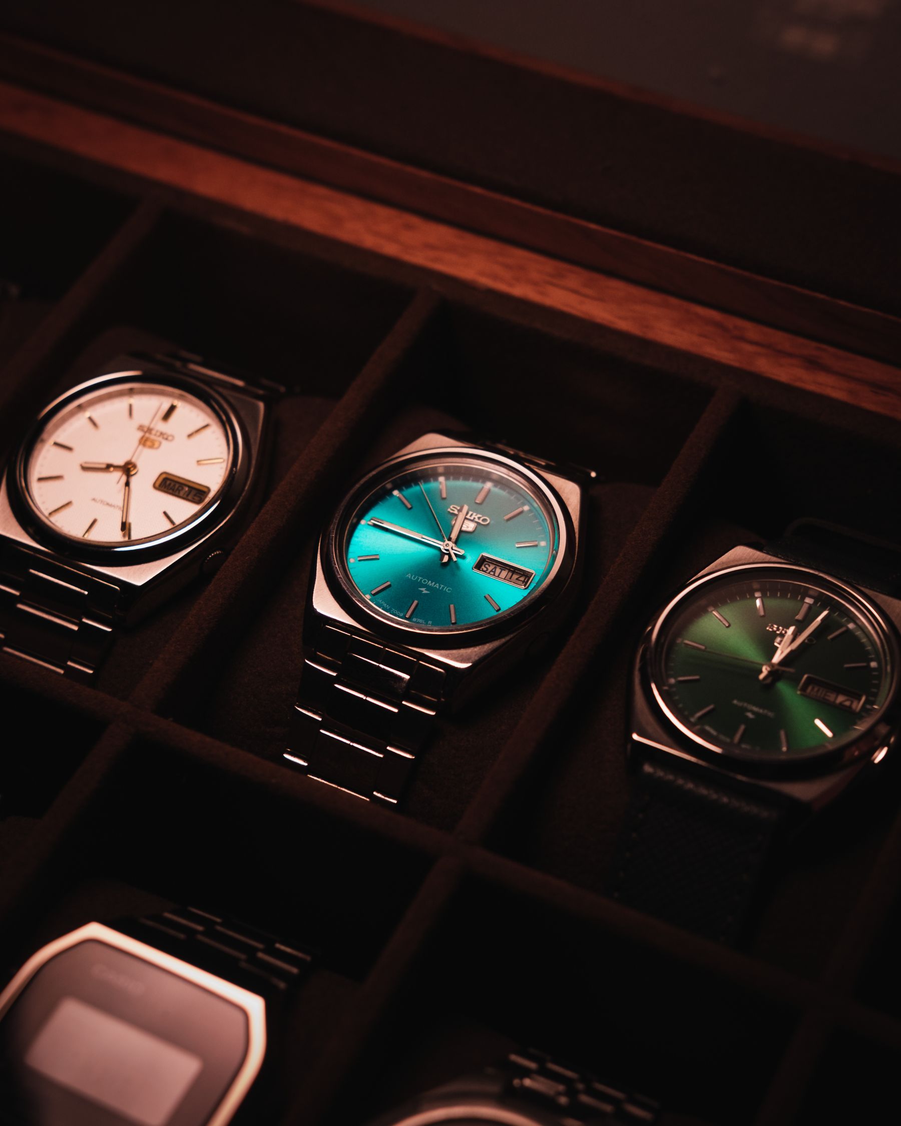 Structured Watch Box editorial reference