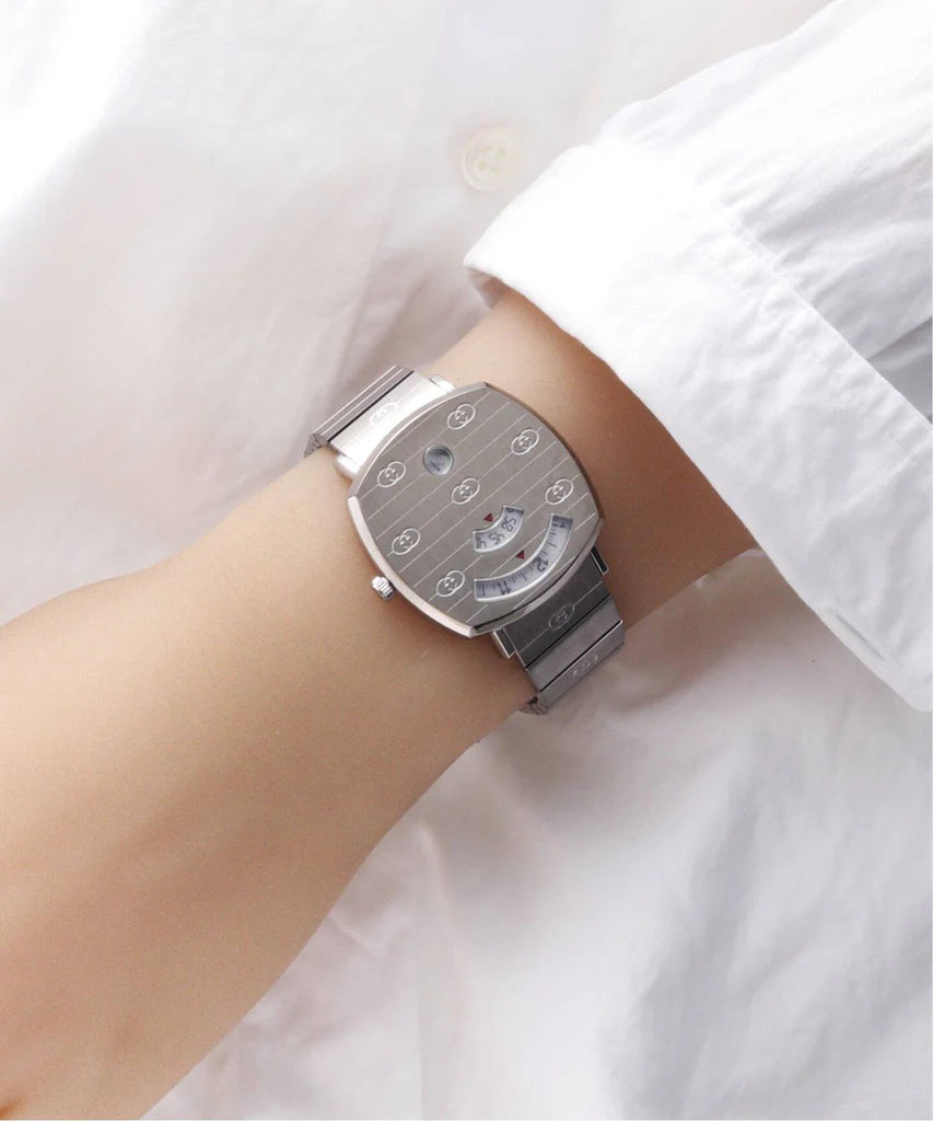 Gucci Grip Quartz Silver Dial Silver Steel Strap Watch - YA157401
