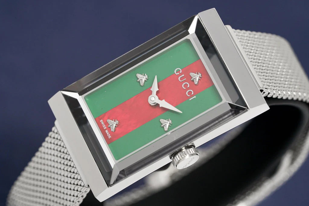 Gucci G Frame Red and Green Dial Silver Mesh Bracelet Watch - YA147401